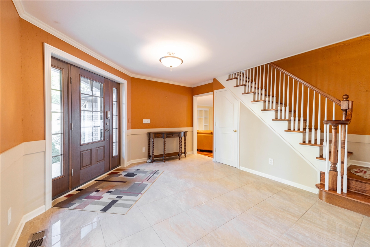 Homes for sale in Grosse Ile, MI | 26036 Parke Ln, Grosse Ile, MI 48138 | MLS# 70499076