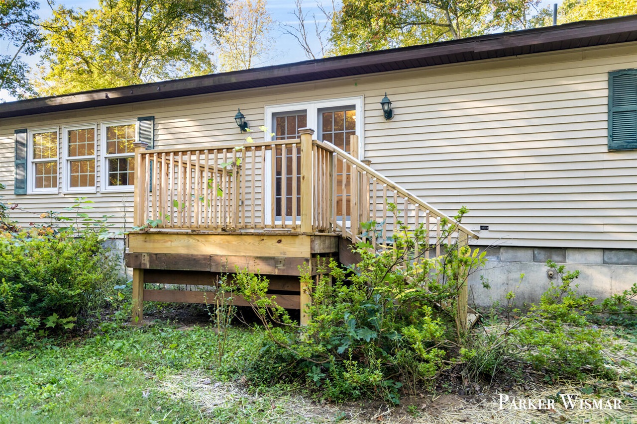 Homes for sale in Newaygo, MI | 4433 Sylvan Lake Dr, Newaygo, MI 49337 | MLS# 70499111