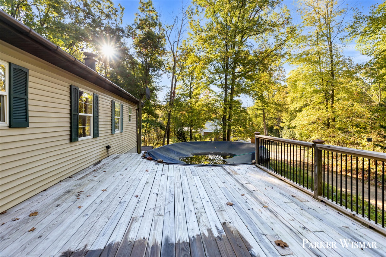 Homes for sale in Newaygo, MI | 4433 Sylvan Lake Dr, Newaygo, MI 49337 | MLS# 70499111