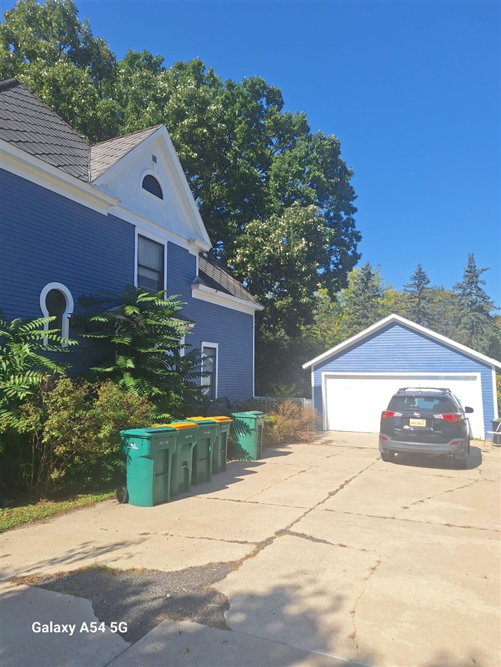 Homes for sale in Saline, MI | 116 W Mckay St, Saline, MI 48176 | MLS# 70499156