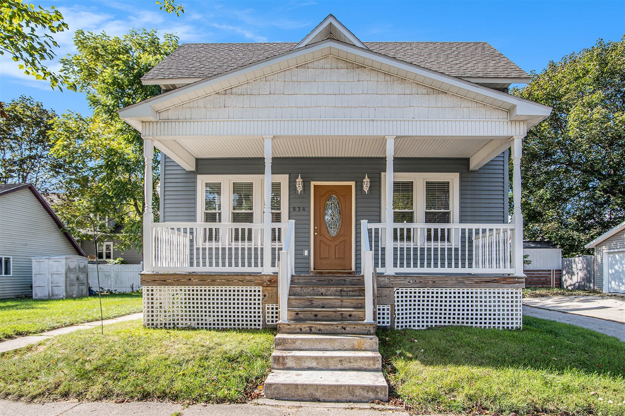 Homes for sale in Manistee, MI | 534 Hancock St, Manistee, MI 49660 | MLS# 70499189