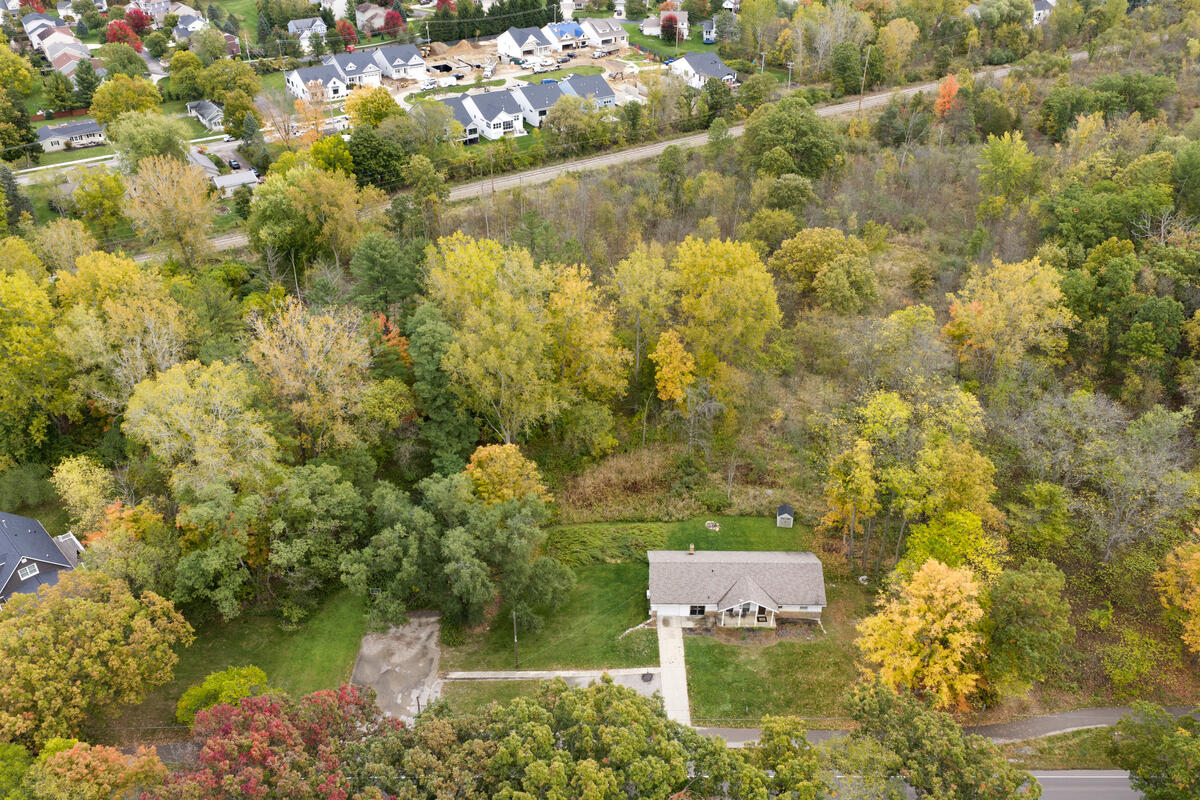 Homes for sale in Ada, MI | 962 Buttrick Ave, Ada, MI 49301 | MLS# 70499322