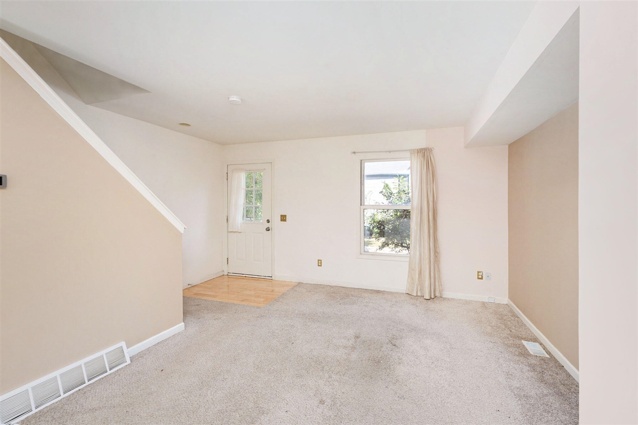 Homes for sale in Ypsilanti, MI | 215 Arcade St, Ypsilanti, MI 48197 | MLS# 70499362