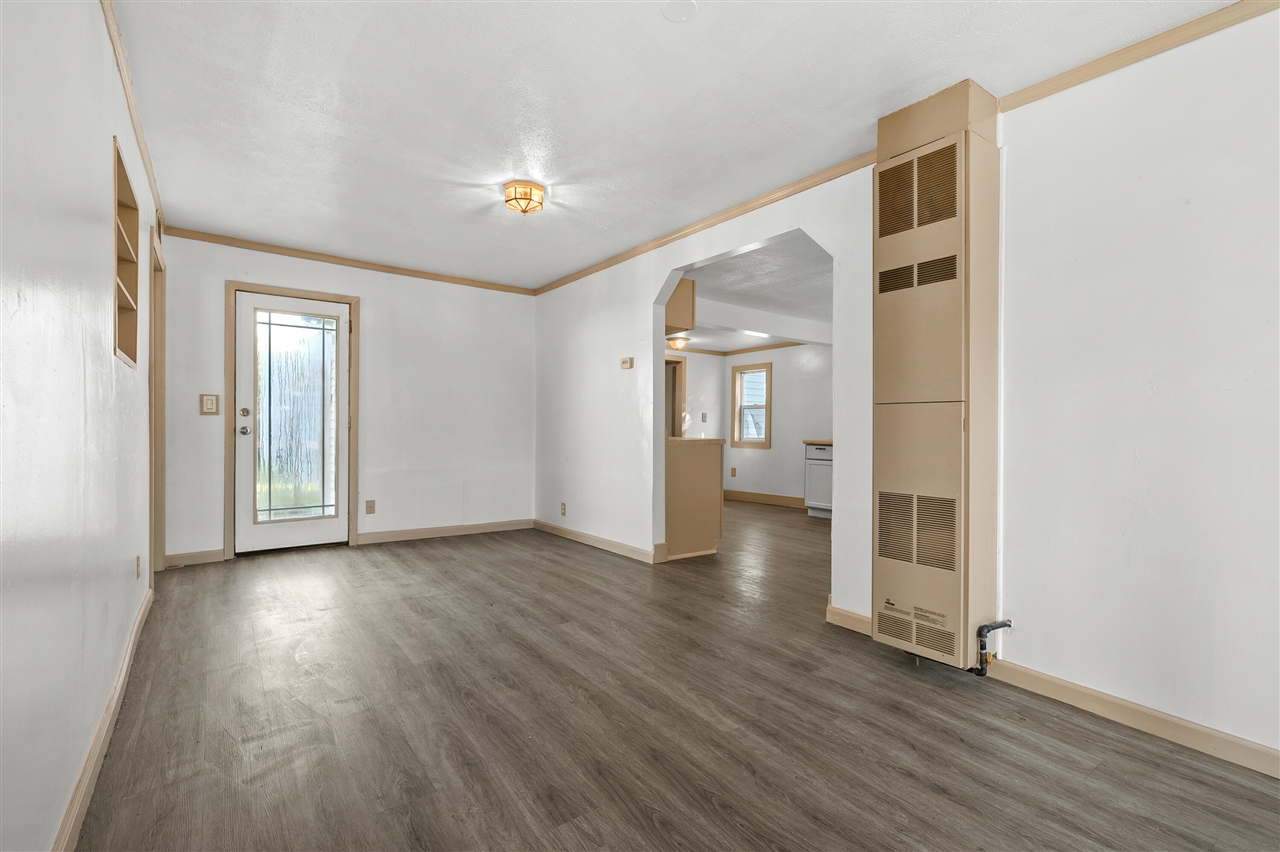 Homes for sale in Kalamazoo, MI | 3233 Greenfield Ave, Kalamazoo, MI 49048 | MLS# 70499368