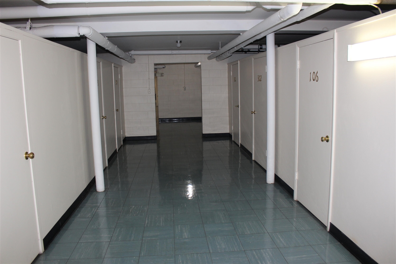 Homes for sale in Jackson, MI | 806 W Michigan Ave #32, Jackson, MI 49202 | MLS# 70499462