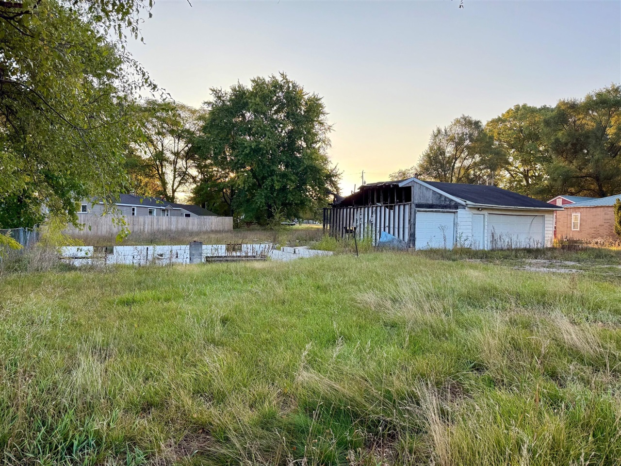 Homes for sale in Greenville, MI | 1921 S Greenville Rd, Greenville, MI 48838 | MLS# 70499598