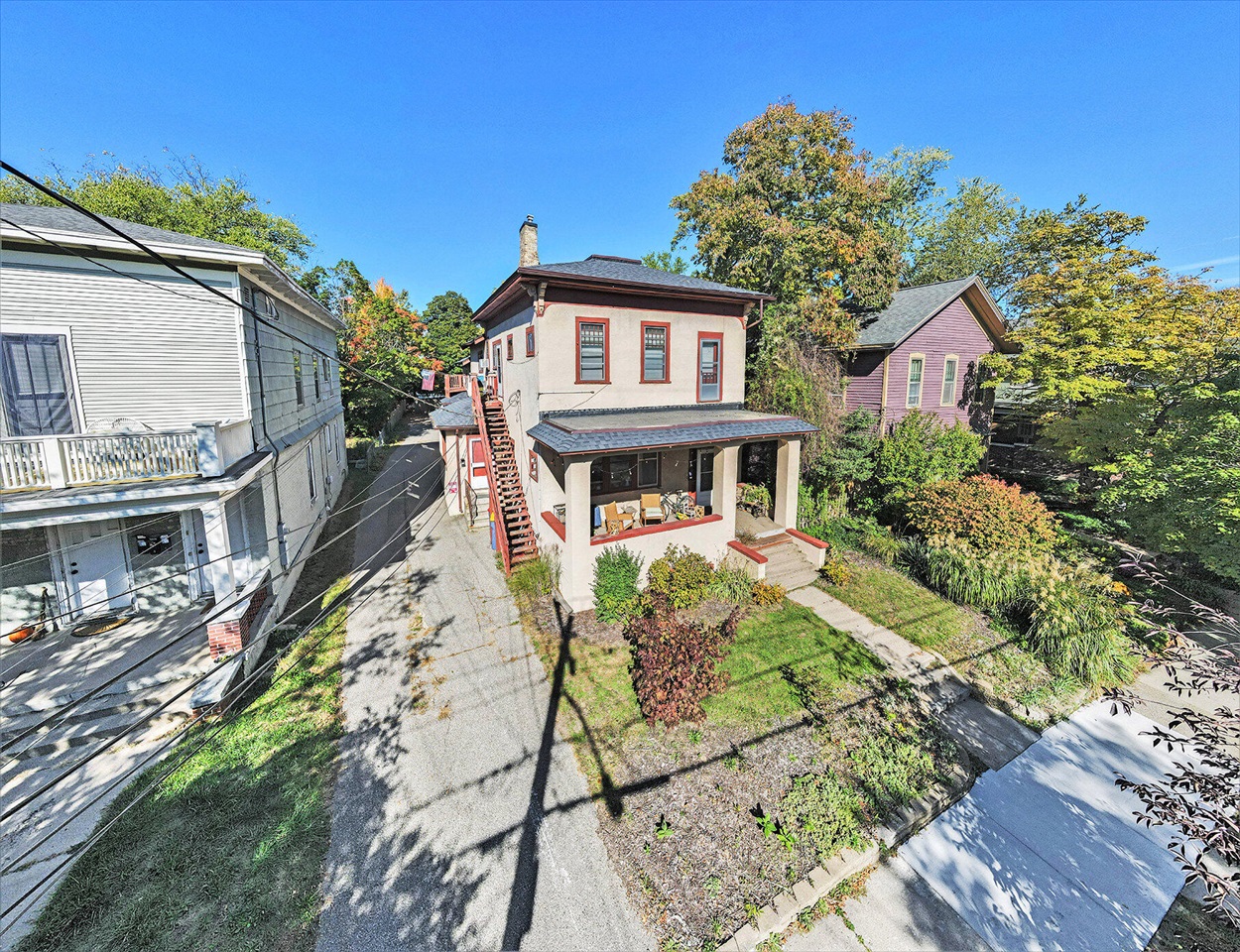 Homes for sale in Grand Rapids, MI | 513 Crescent St, Grand Rapids, MI 49503 | MLS# 70499628