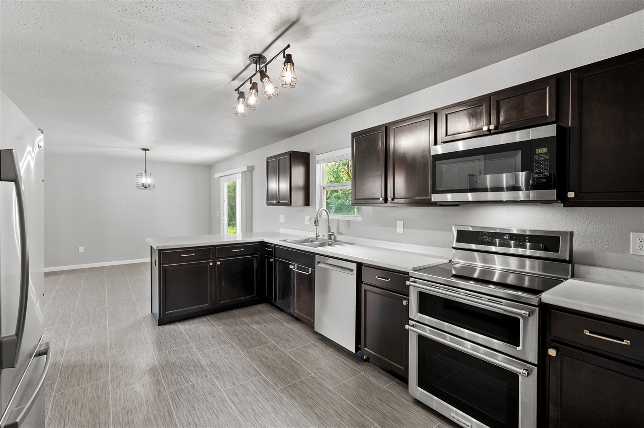 Homes for sale in Galesburg, MI | 147 Station Hill St, Galesburg, MI 49053 | MLS# 70499639