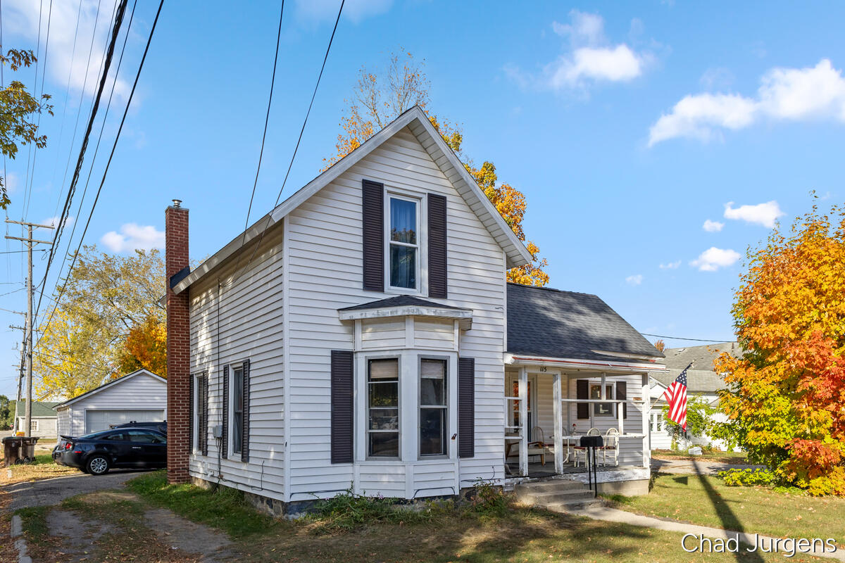 Homes for sale in Big Rapids, MI | 115 E Bridge St, Big Rapids, MI 49307 | MLS# 70499653