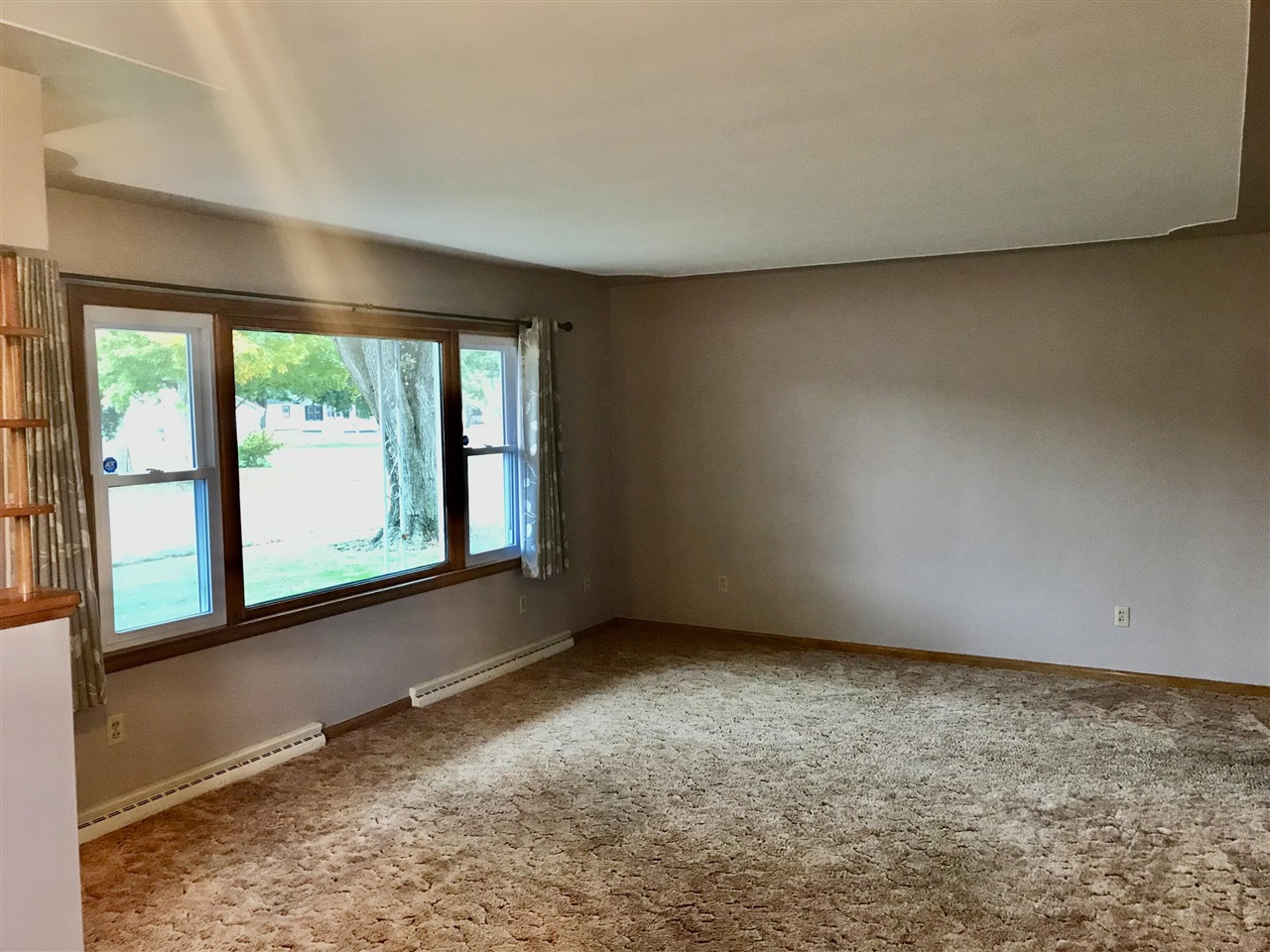 Homes for sale in White Pigeon, MI | 101 E Prairie Ave, White Pigeon, MI 49099 | MLS# 70499808