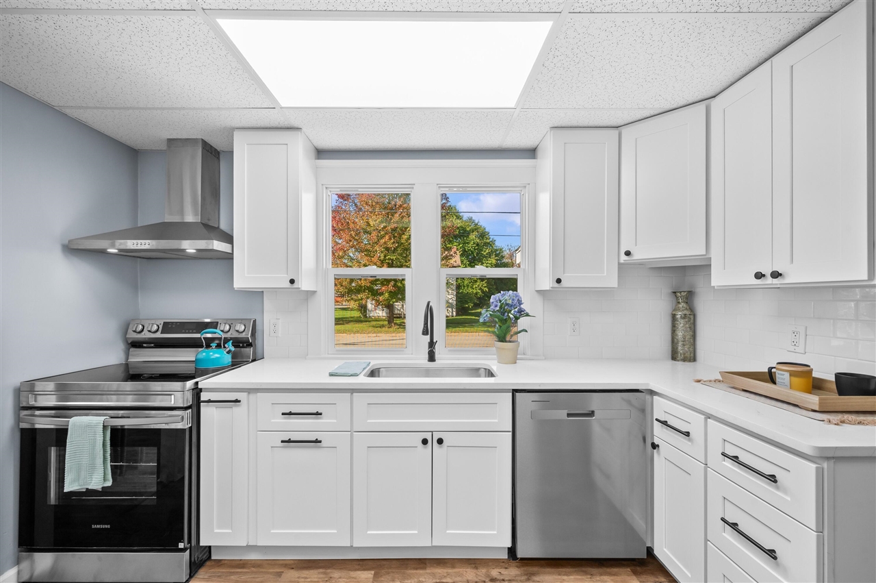 Homes for sale in Dowagiac, MI | 608 W High St, Dowagiac, MI 49047 | MLS# 70499926