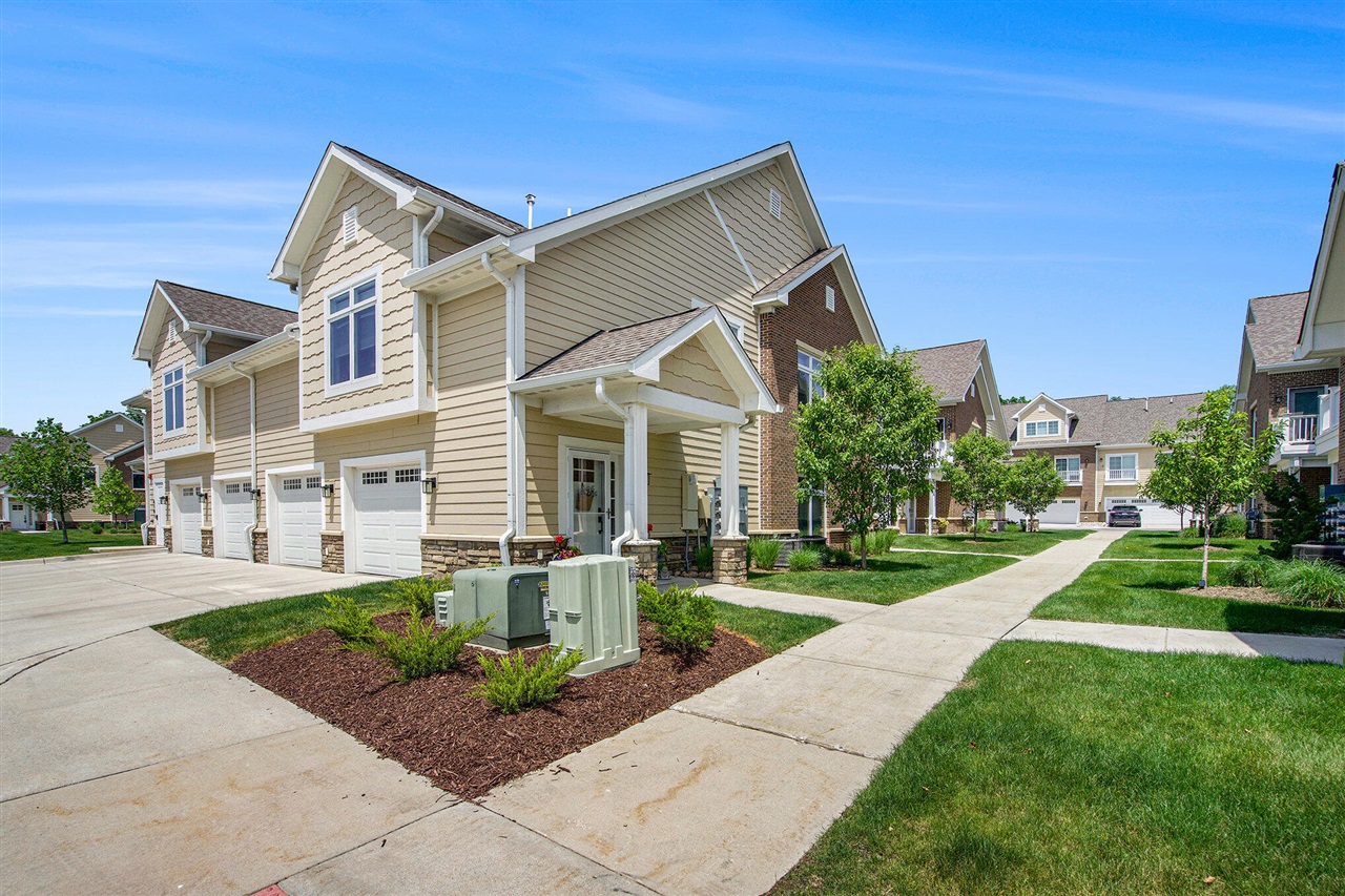 Homes for sale in Dexter, MI | 610 Boardwalk Ln, Dexter, MI 48130 | MLS# 70500055