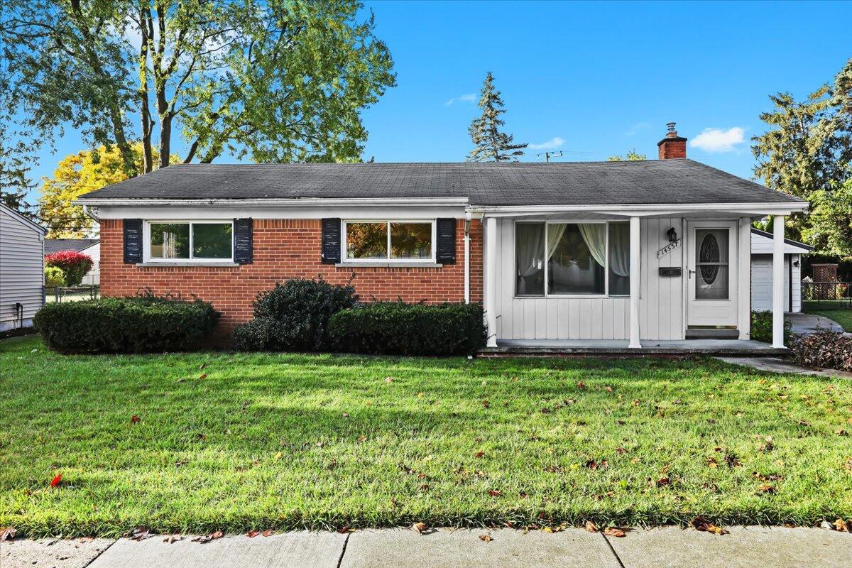 Homes for sale in Plymouth, MI | 14537 Huntington Dr, Plymouth, MI 48170 | MLS# 70500150