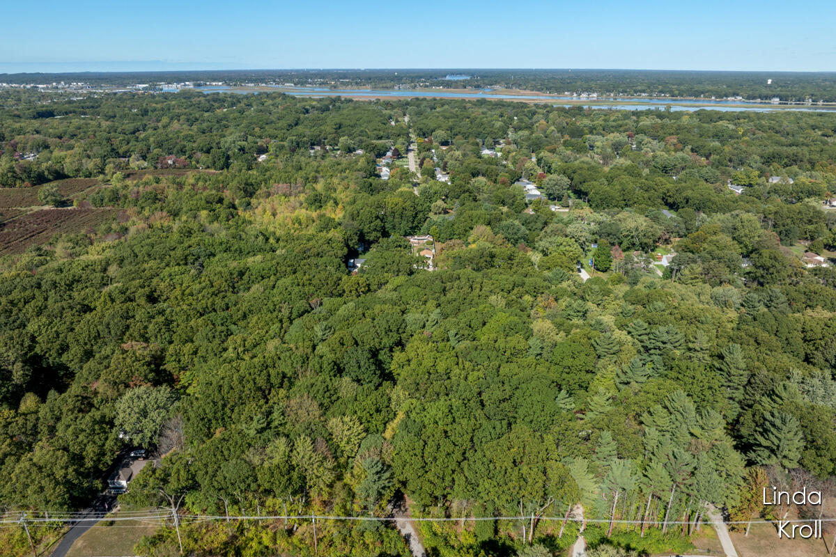 Homes for sale in Grand Haven, MI | 16171 Comstock St, Grand Haven, MI 49417 | MLS# 70500204