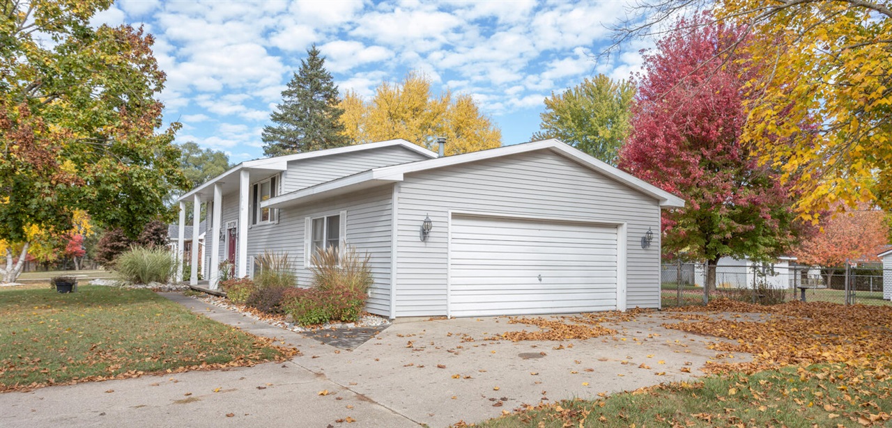 Homes for sale in Big Rapids, MI | 20770 Ross Pkwy, Big Rapids, MI 49307 | MLS# 70500308