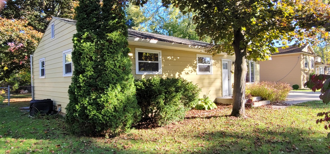 Homes for sale in Portage, MI | 6803 Fescue St, Portage, MI 49024 | MLS# 70500330