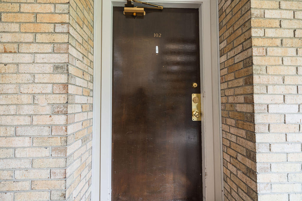 Homes for sale in Southfield, MI | 16260 Mayfair Dr Dr #102, Southfield, MI 48075 | MLS# 70500404