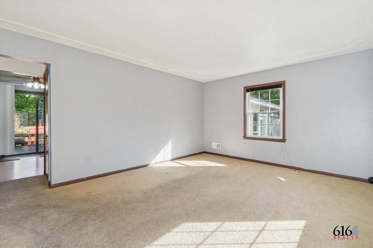 Homes for sale in Grand Rapids, MI | 4648 Blaine Ave, Grand Rapids, MI 49508 | MLS# 70500479