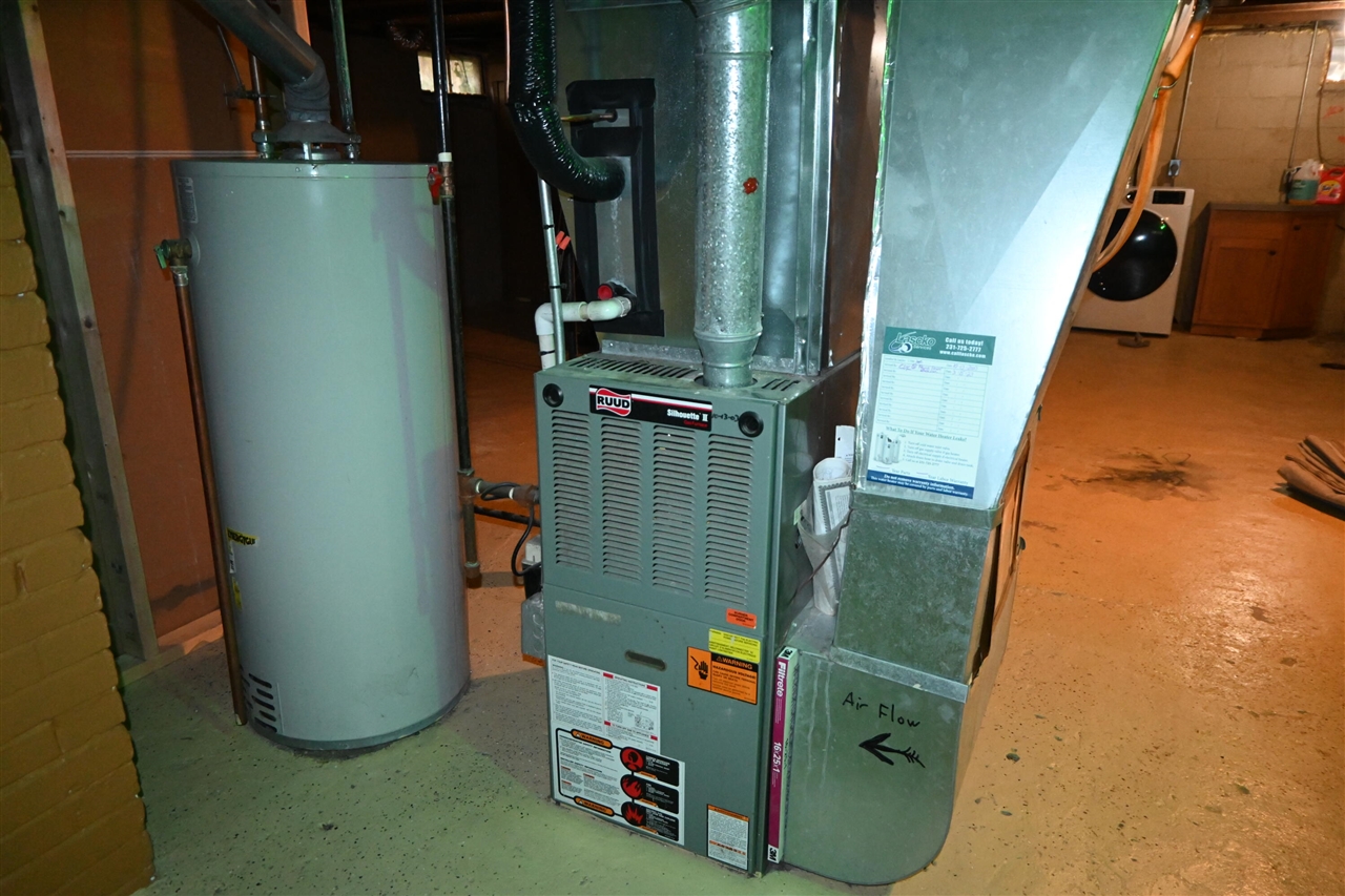 Homes for sale in Norton Shores, MI | 2876 Worden St, Norton Shores, MI 49444 | MLS# 70500510