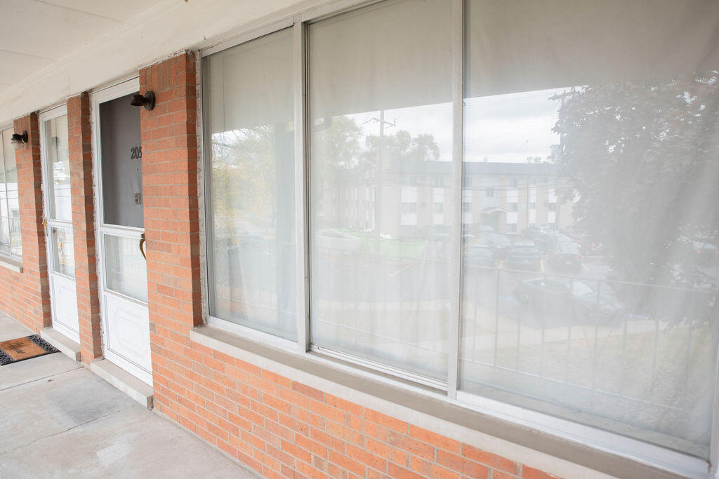 Homes for sale in Royal Oak, MI | 2121 Clawson Ave #205, Royal Oak, MI 48073 | MLS# 70500523