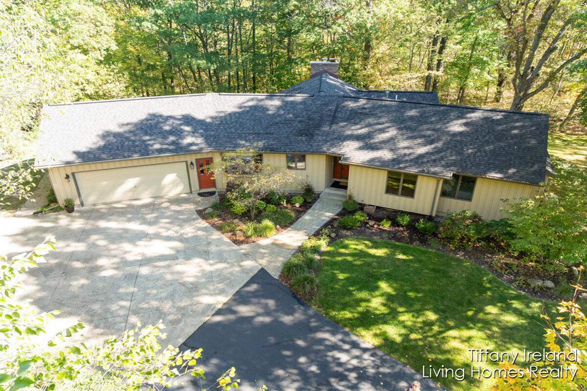 Homes for sale in Belmont, MI | 7244 Packer Dr, Belmont, MI 49306 | MLS# 70500553