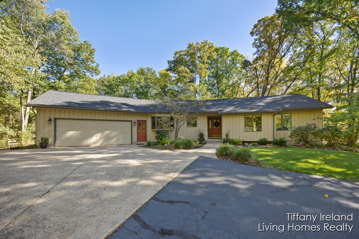 Homes for sale in Belmont, MI | 7244 Packer Dr, Belmont, MI 49306 | MLS# 70500553