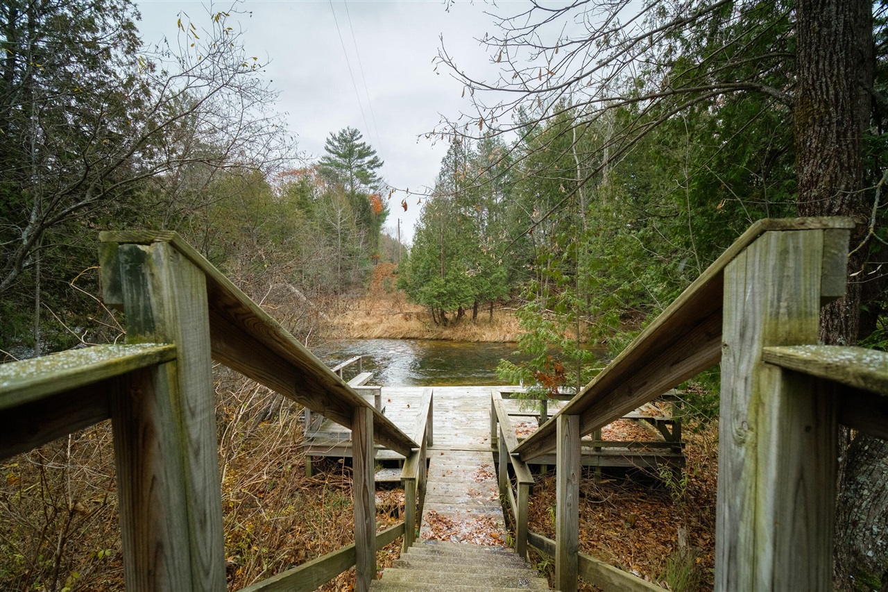 Homes for sale in Irons, MI | 8161 Hunters Ridge Dr, Irons, MI 49644 | MLS# 70500572