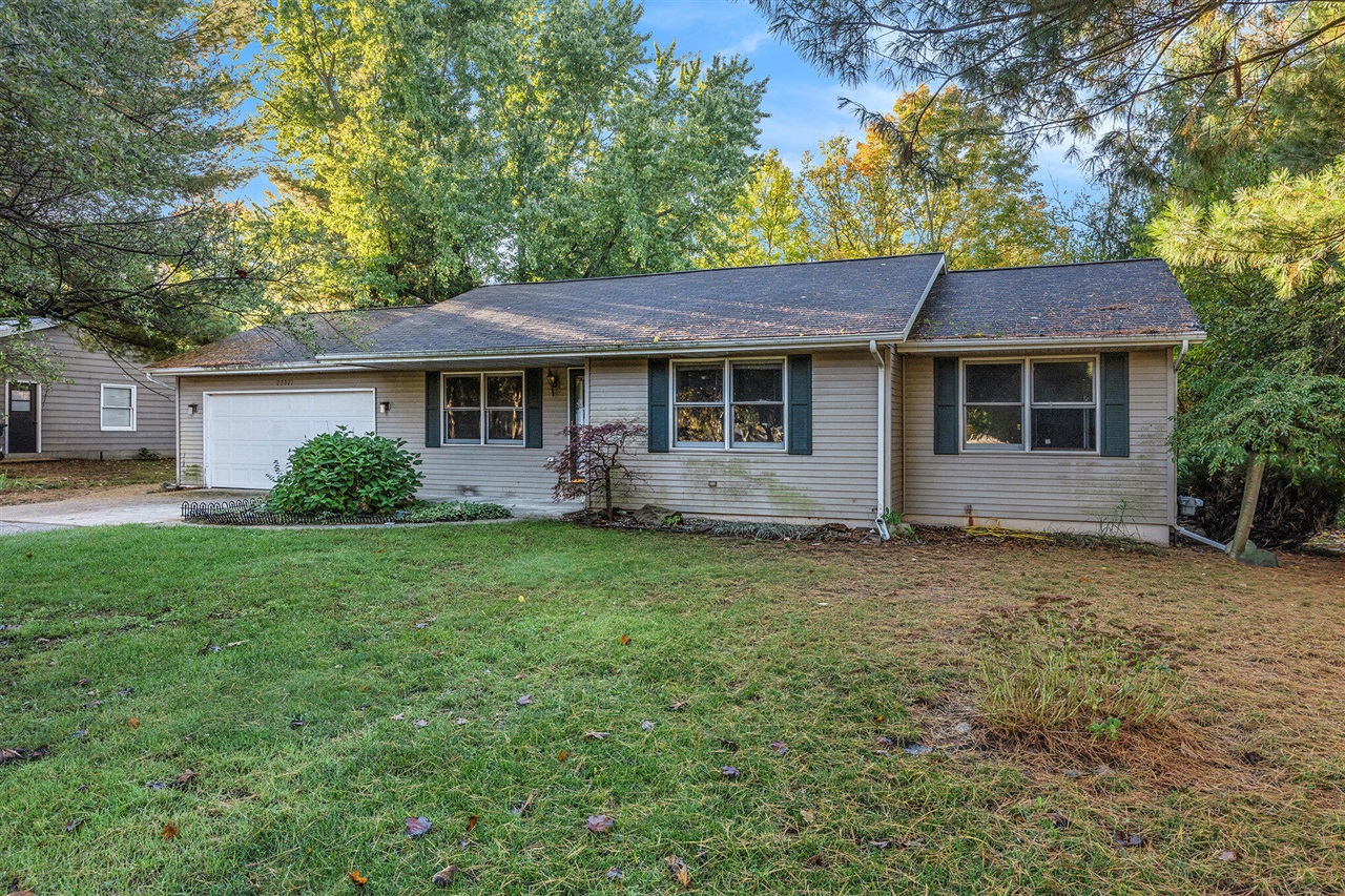 Homes for sale in Mattawan, MI | 22327 Woodhenge Dr, Mattawan, MI 49071 | MLS# 70500697