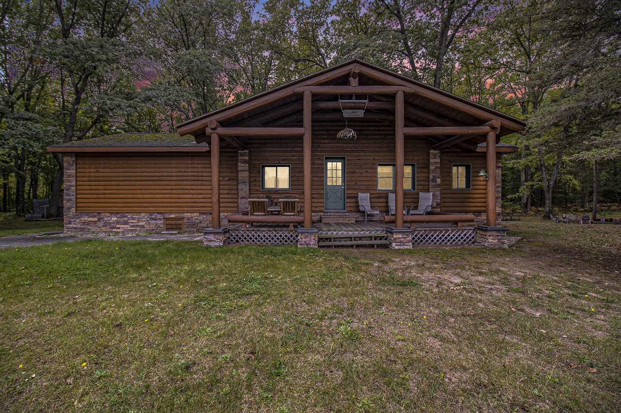 Homes for sale in Manistee, MI | 10685 Caberfae Hwy, Manistee, MI 49660 | MLS# 70500703