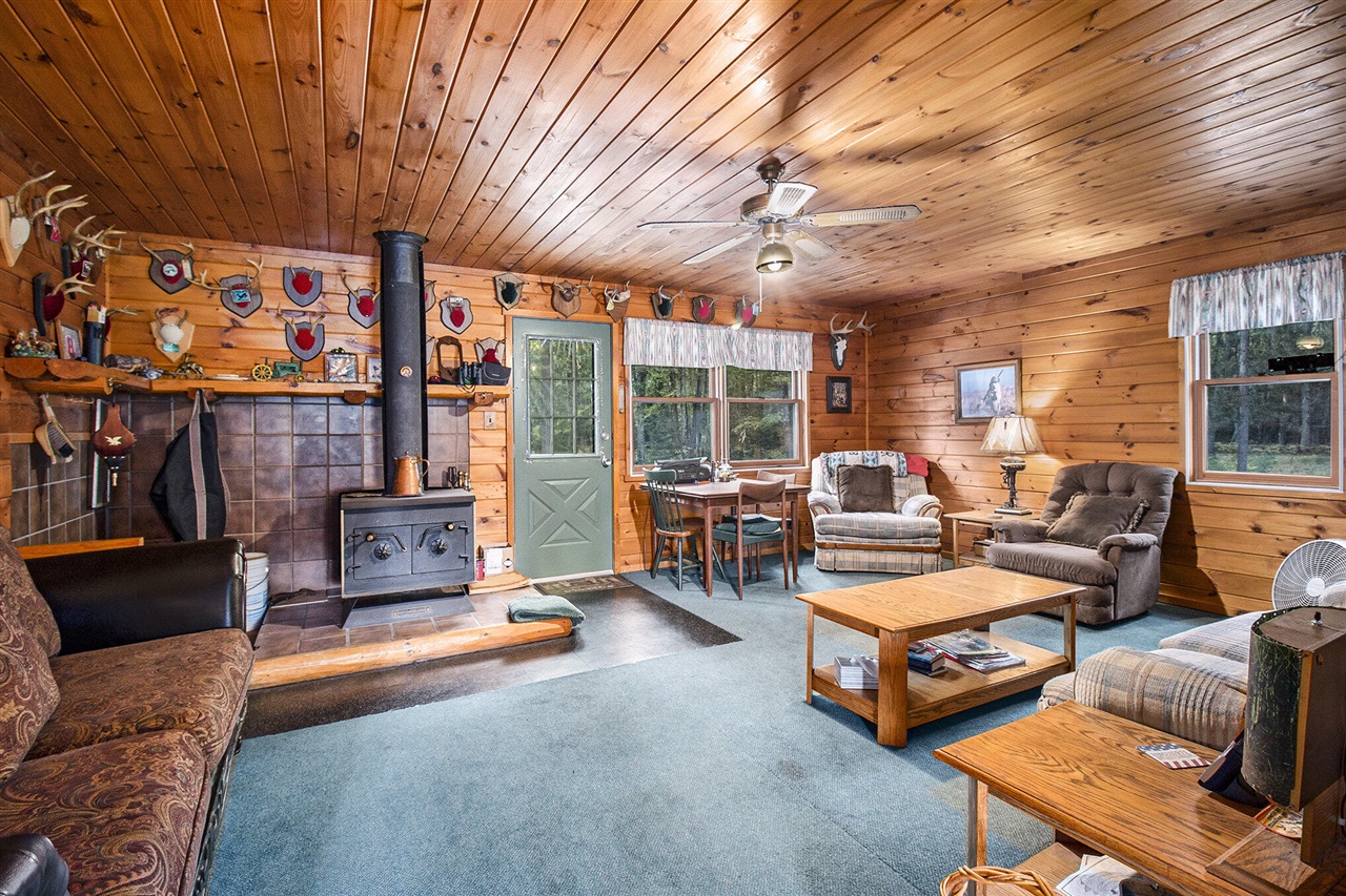 Homes for sale in Manistee, MI | 10685 Caberfae Hwy, Manistee, MI 49660 | MLS# 70500703