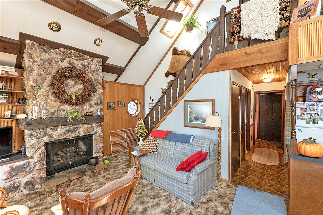 Homes for sale in Mecosta, MI | 8630 W School Section Lake Dr, Mecosta, MI 49332 | MLS# 70500715