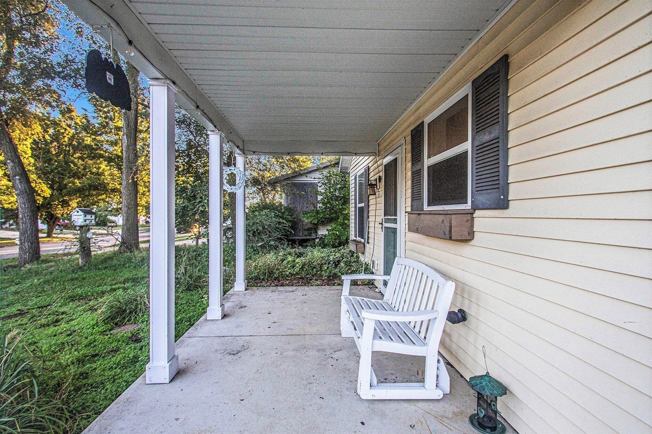 Homes for sale in Holland, MI | 514 W 19Th St, Holland, MI 49423 | MLS# 70500761