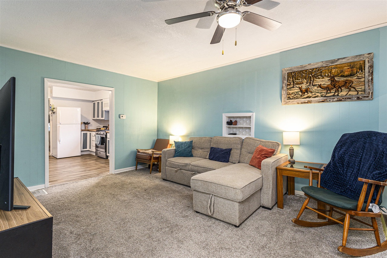 Homes for sale in Battle Creek, MI | 31 Oxford St, Battle Creek, MI 49017 | MLS# 70500817