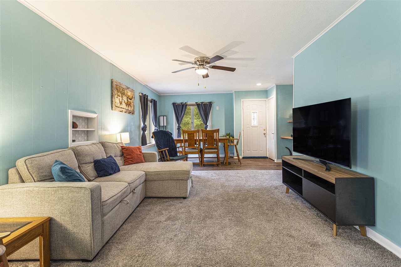 Homes for sale in Battle Creek, MI | 31 Oxford St, Battle Creek, MI 49017 | MLS# 70500817