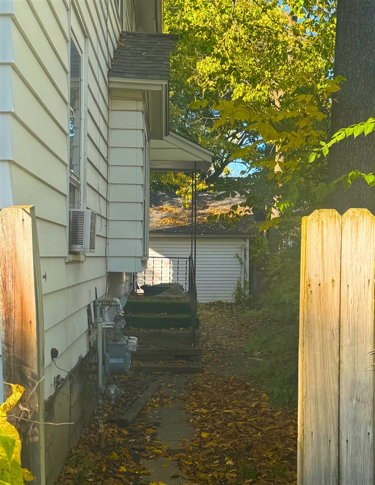 Homes for sale in Kalamazoo, MI | 1315 E Stockbridge Ave, Kalamazoo, MI 49001 | MLS# 70500883