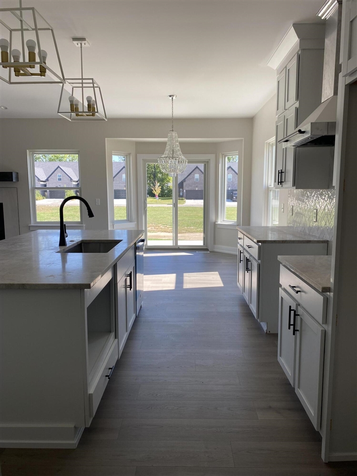 Homes for sale in Livonia, MI | 37656 Schoolcraft Rd, Livonia, MI 48150 | MLS# 70500885