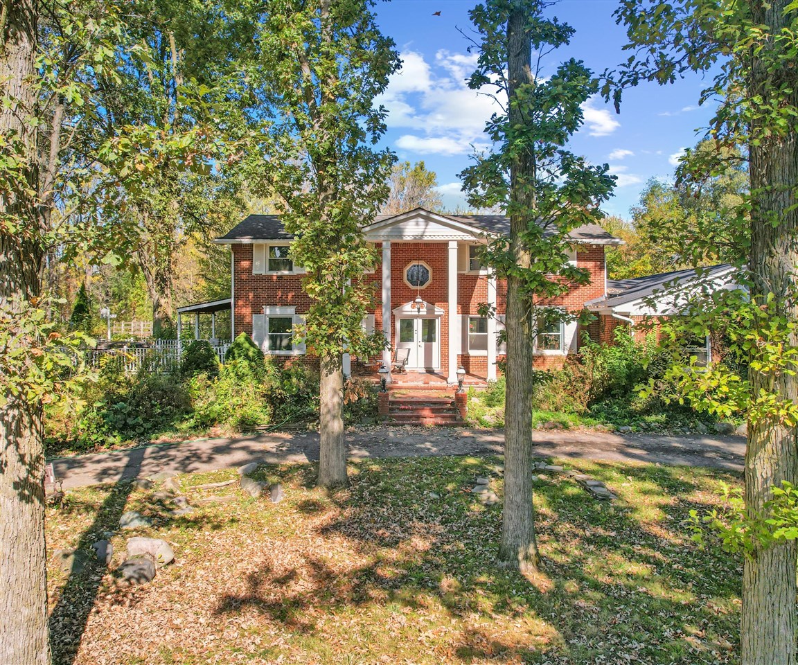 Homes for sale in Northville, MI | 48000 Eight Mile, Northville, MI 48167 | MLS# 70500947