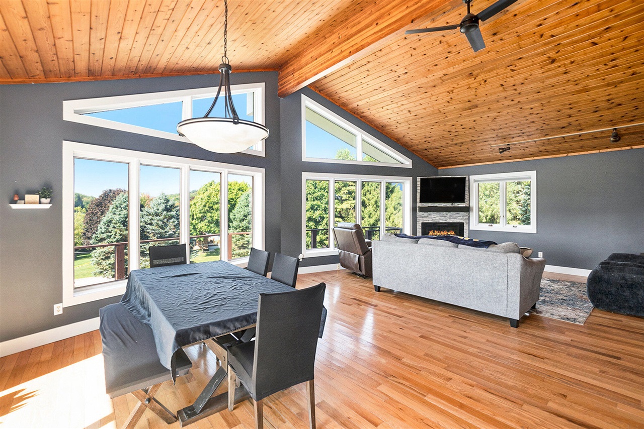 Homes for sale in Fremont, MI | 4154 S Sunset Dr, Fremont, MI 49412 | MLS# 70500953