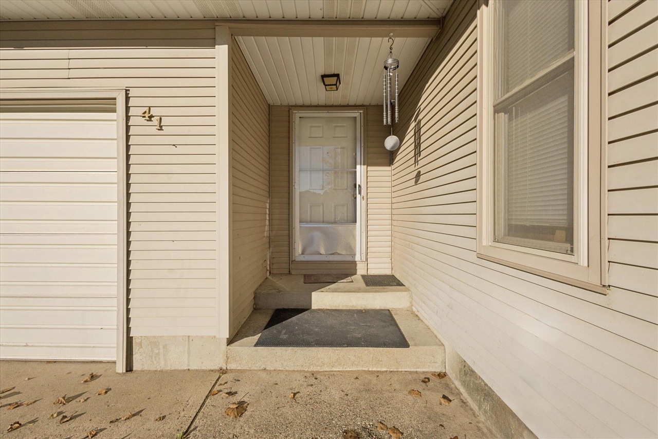 Homes for sale in Sparta, MI | 41 Chary Ln, Sparta, MI 49345 | MLS# 70501013