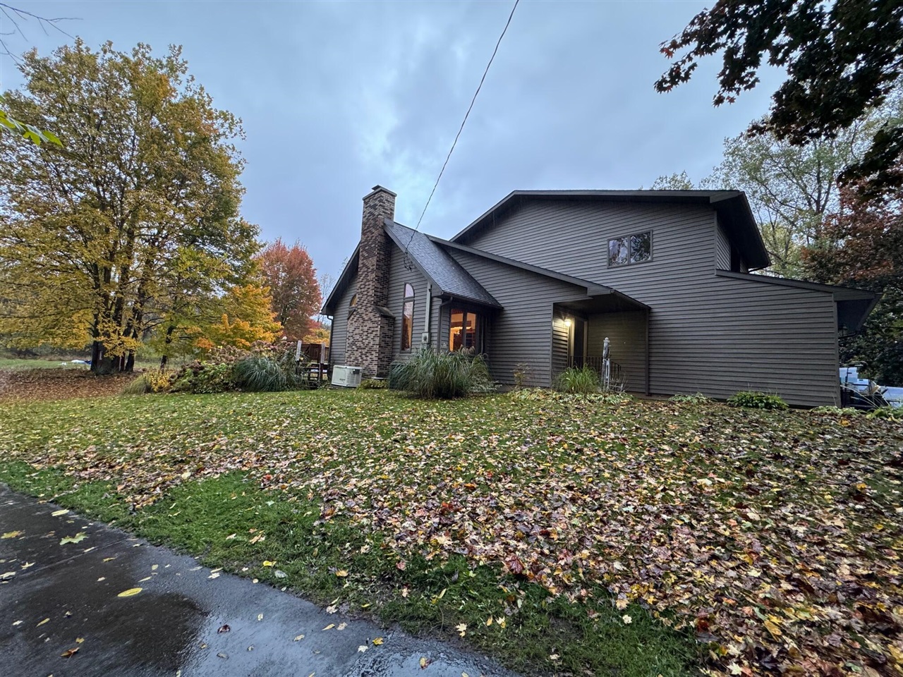 Homes for sale in Athens, MI | 4901 S Dr, Athens, MI 49011 | MLS# 70501109