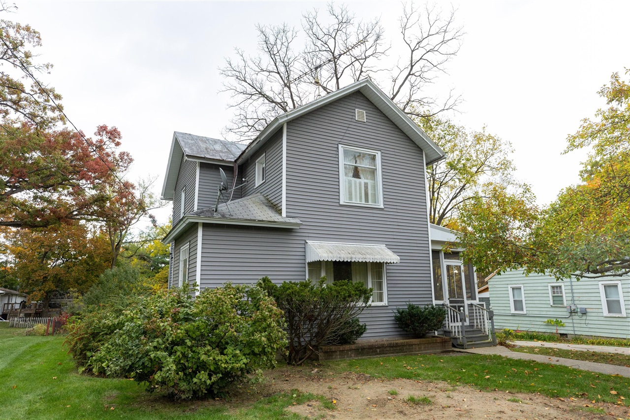 Homes for sale in Ionia, MI | 520 Union St, Ionia, MI 48846 | MLS# 70501148