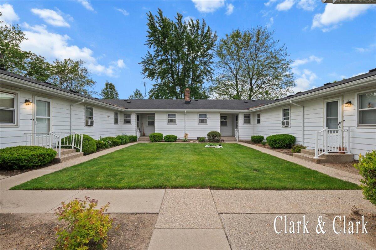 Homes for sale in Grand Rapids, MI | 787 Andover St #7, Grand Rapids, MI 49548 | MLS# 70501150