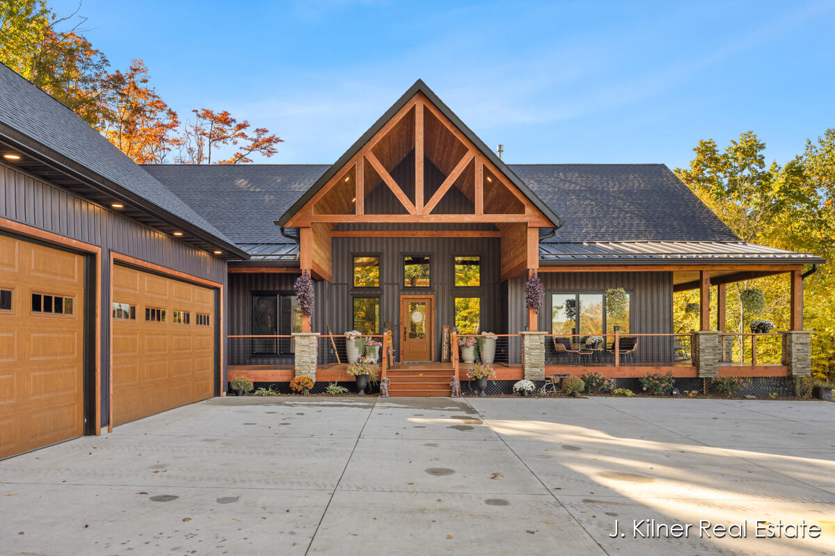 Homes for sale in Kent City, MI | 4390 22 Mile Rd, Kent City, MI 49330 | MLS# 70501173