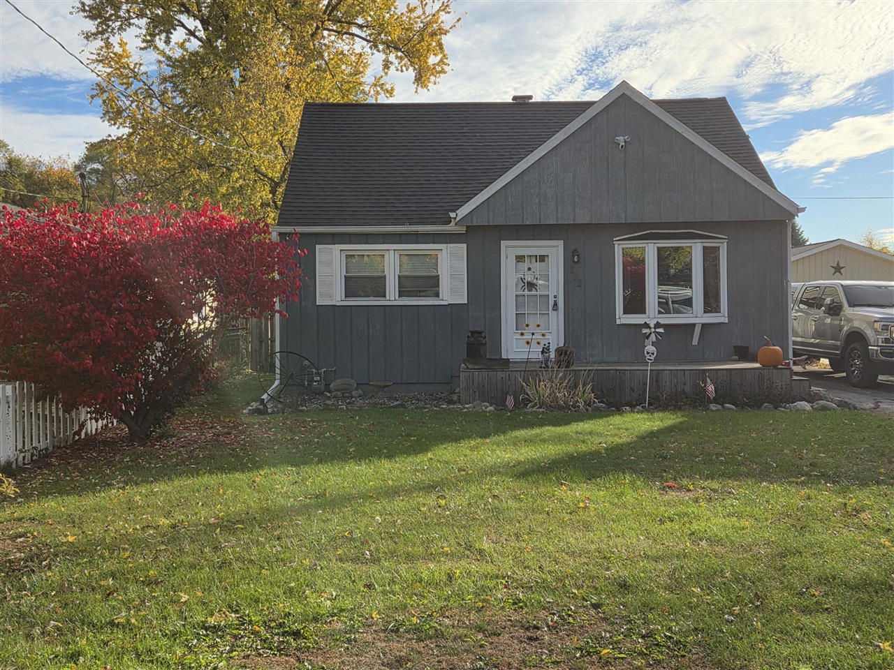 Homes for sale in Springfield, MI | 252 23rd St, Springfield, MI 49037 | MLS# 70501235