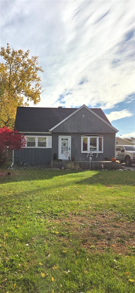 Homes for sale in Springfield, MI | 252 23rd St, Springfield, MI 49037 | MLS# 70501235