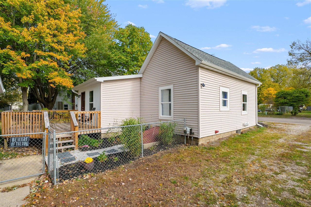 Homes for sale in Bangor, MI | 1110 N Center St, Bangor, MI 49013 | MLS# 70501331