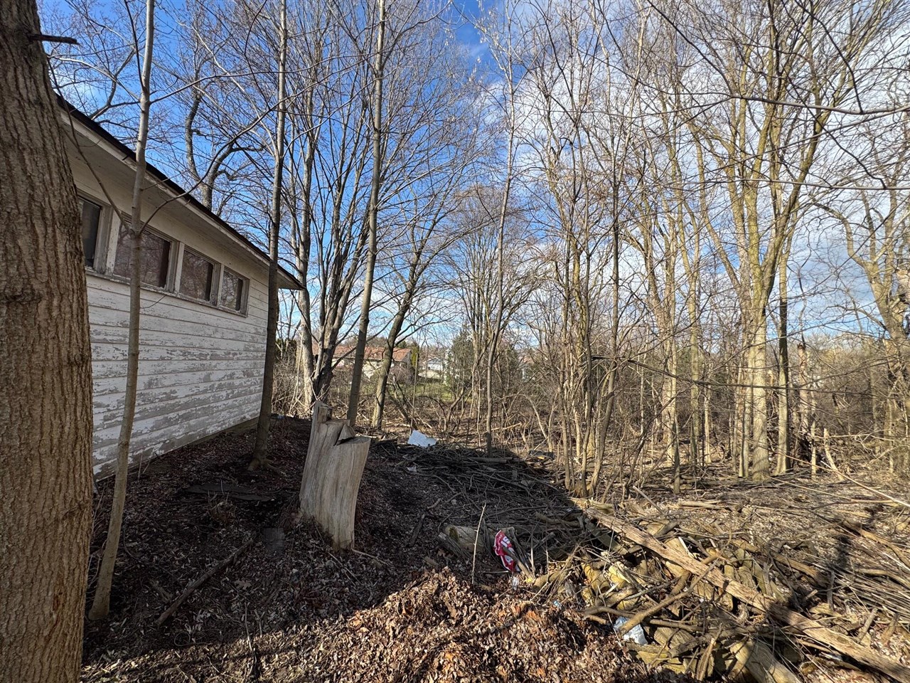 Homes for sale in Kentwood, MI | 1689 60th St, Kentwood, MI 49508 | MLS# 70501343