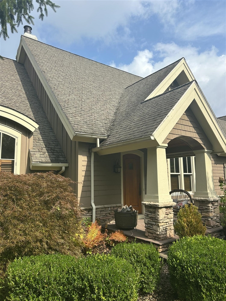 Homes for sale in Ada, MI | 527 Sanctuary Ct, Ada, MI 49301 | MLS# 70501420