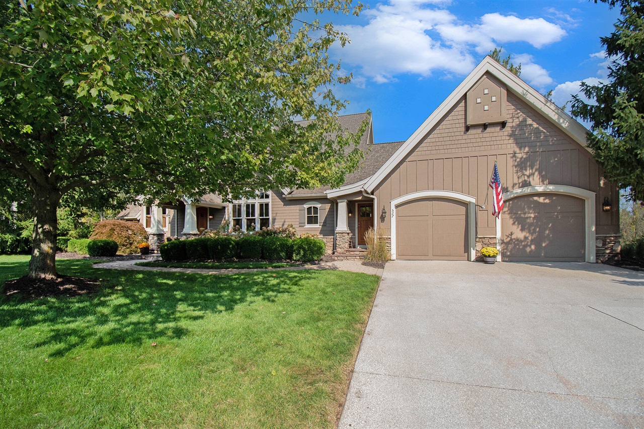Homes for sale in Ada, MI | 527 Sanctuary Ct, Ada, MI 49301 | MLS# 70501420