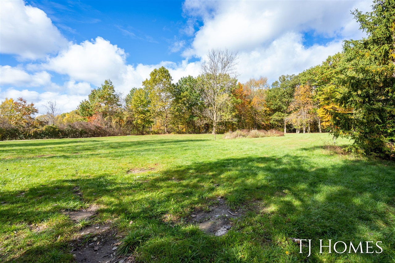 Homes for sale in Caledonia, MI | 2861 84Th St, Caledonia, MI 49316 | MLS# 70501435